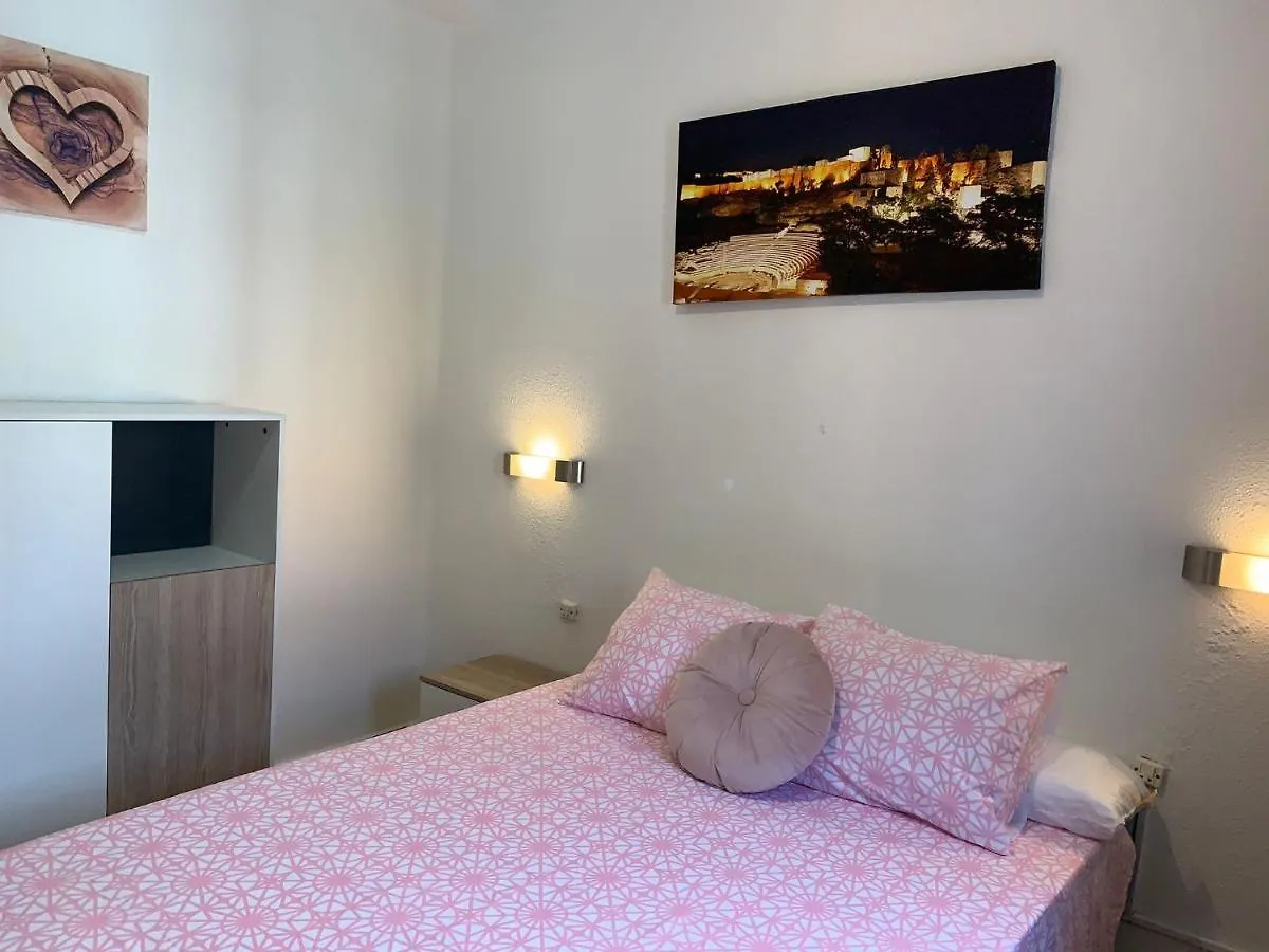 アパート マラガExcelente Apartamento Huelinアパートメント